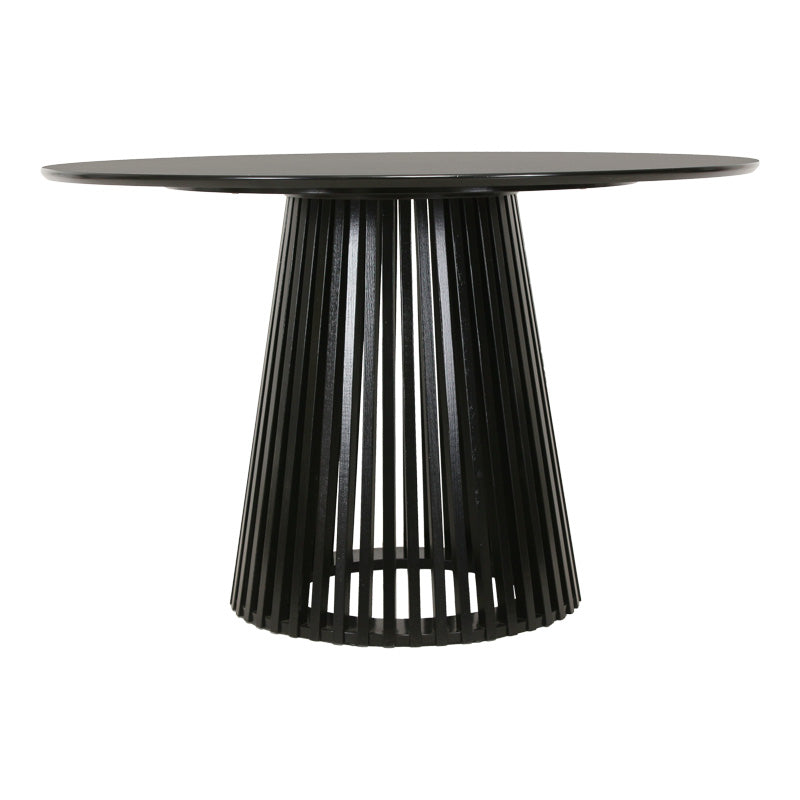 Модерна минималистичка трпезариска маса Table Wedge со кружна плоча од зајакнат мат црн медијапан и стабилна, геометриска лоунџ основа