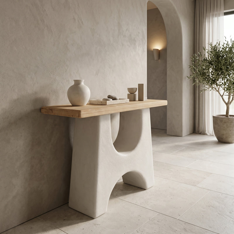 Модерна, естетска и уникатна конзолна маса Console Table Rhoic со горна површина во природна нијанса на дрво и зајакната естетска шасија во екри боја