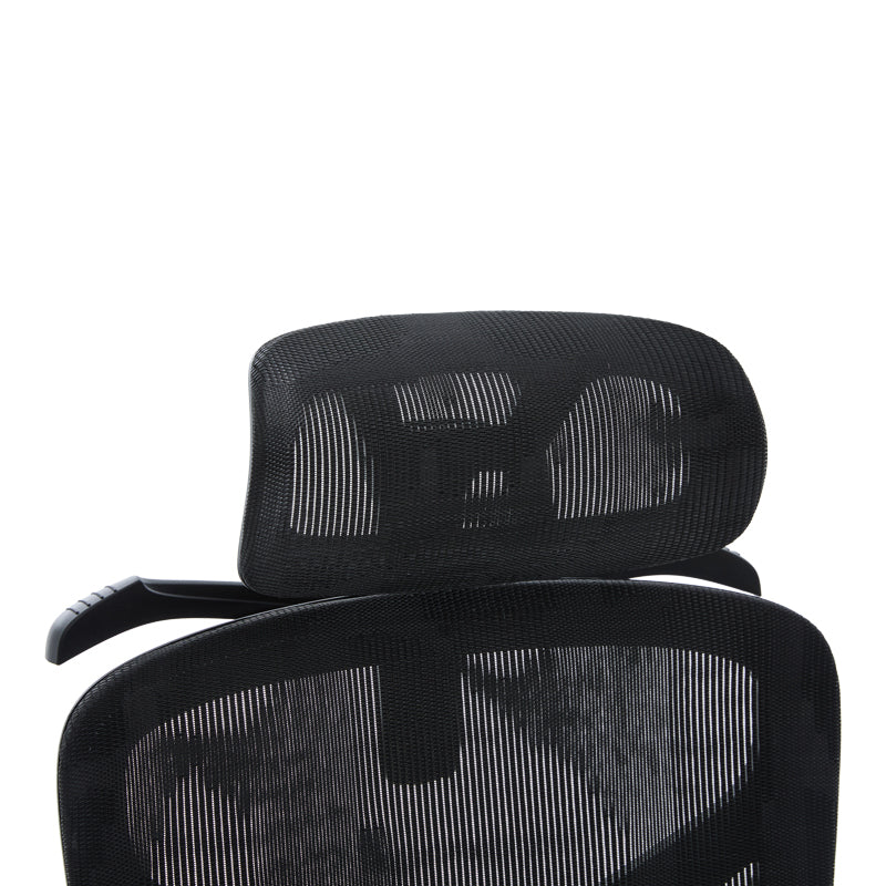 Модерна црна директорска канцелариска столица Executive Office Chair Umberet со висок анатомски наслон од дишлива мрежа, потпирачи за раце и стабилна база на тркалца