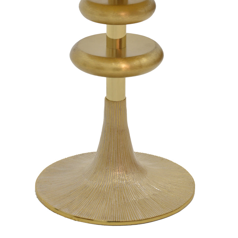 Модерна, естетска и уникатна тркалезна помошна масичка Side table Illyria со гламурозна златна метална структура и чиста бела горна површина