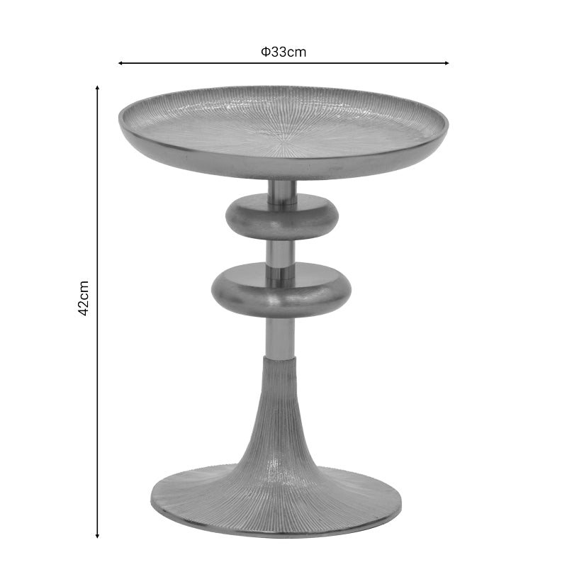 Модерна, естетска и уникатна тркалезна помошна масичка Side table Illyria со гламурозна златна метална структура и чиста бела горна површина
