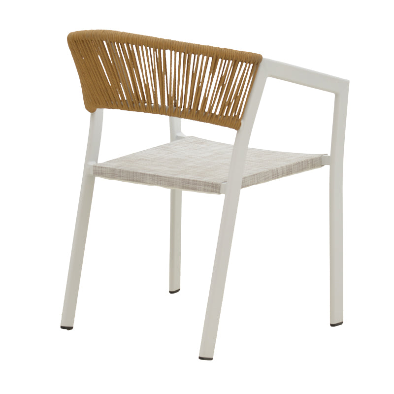 Модерен, естетски и уникатен редечки градинарски стол Aluminum armchair Quayic со бела алуминиумска рамка и седиште од текстилен во нијанса на природен ратан