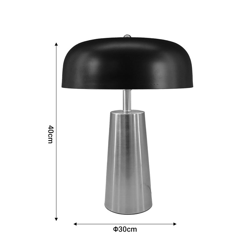 Модерна и елегантна столна лампа Table lamp Galait со луксузна златна метална основа и пространа цилиндричен соодветен абажур