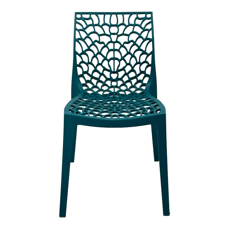 Модерна минималистичка трпезариска и градинарска столица Chair Xenim изработена од цврст полипропилен во елегантна и впечатлива сина боја